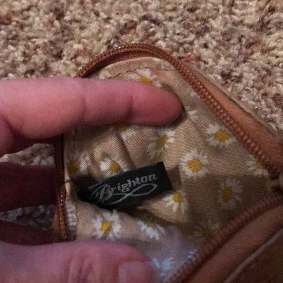 Lightly used Brighton Coin Purse - Picture 4 of 4